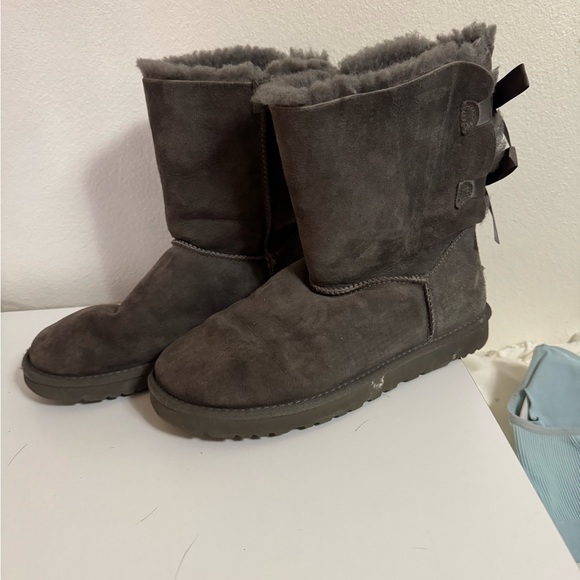 Ugg boots - Picture 2 of 5